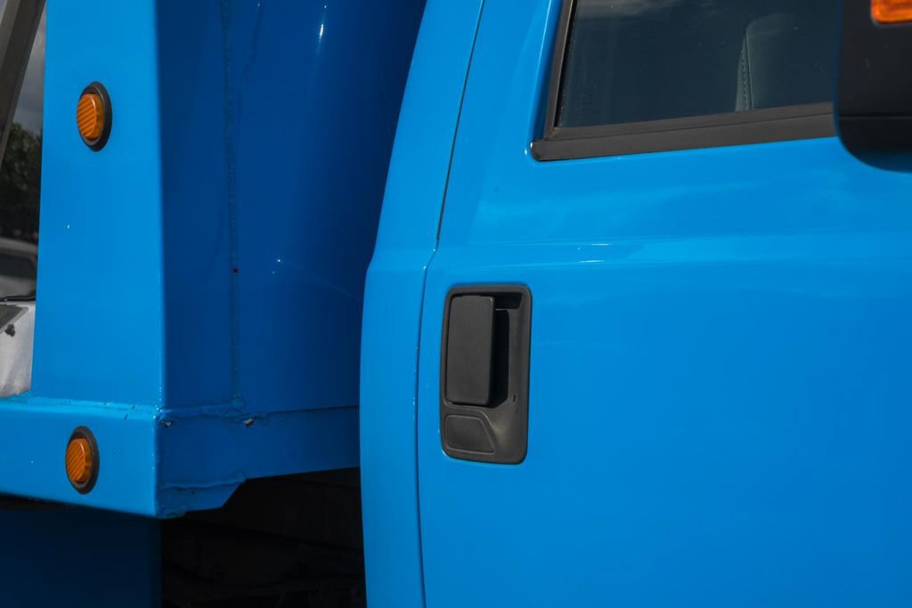 Used 2012 Ford F550 2WD Regular Cab Super Duty w/ Payload Upgrade Pkg image 19