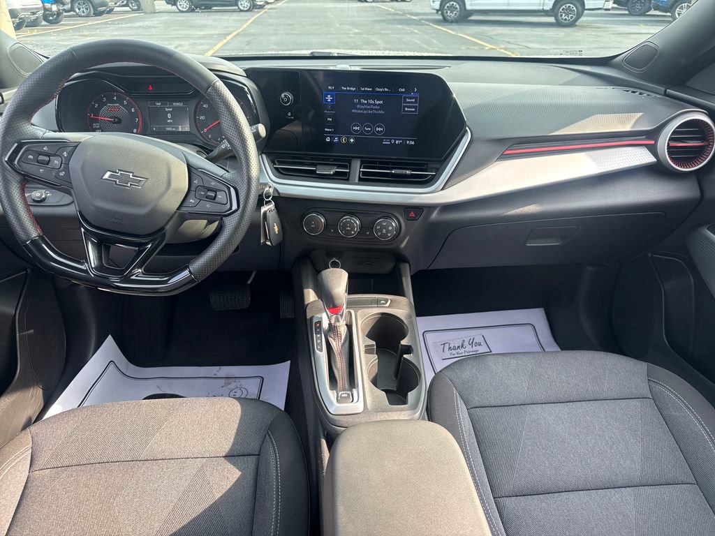 Used 2024 Chevrolet Trax RS w/ Driver Confidence Package FWD image 18