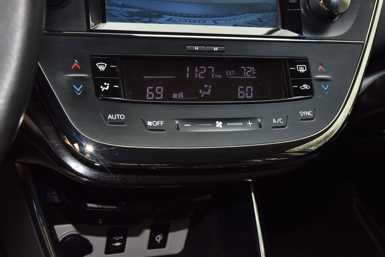 Used 2018 Toyota Avalon XLE Premium image 29