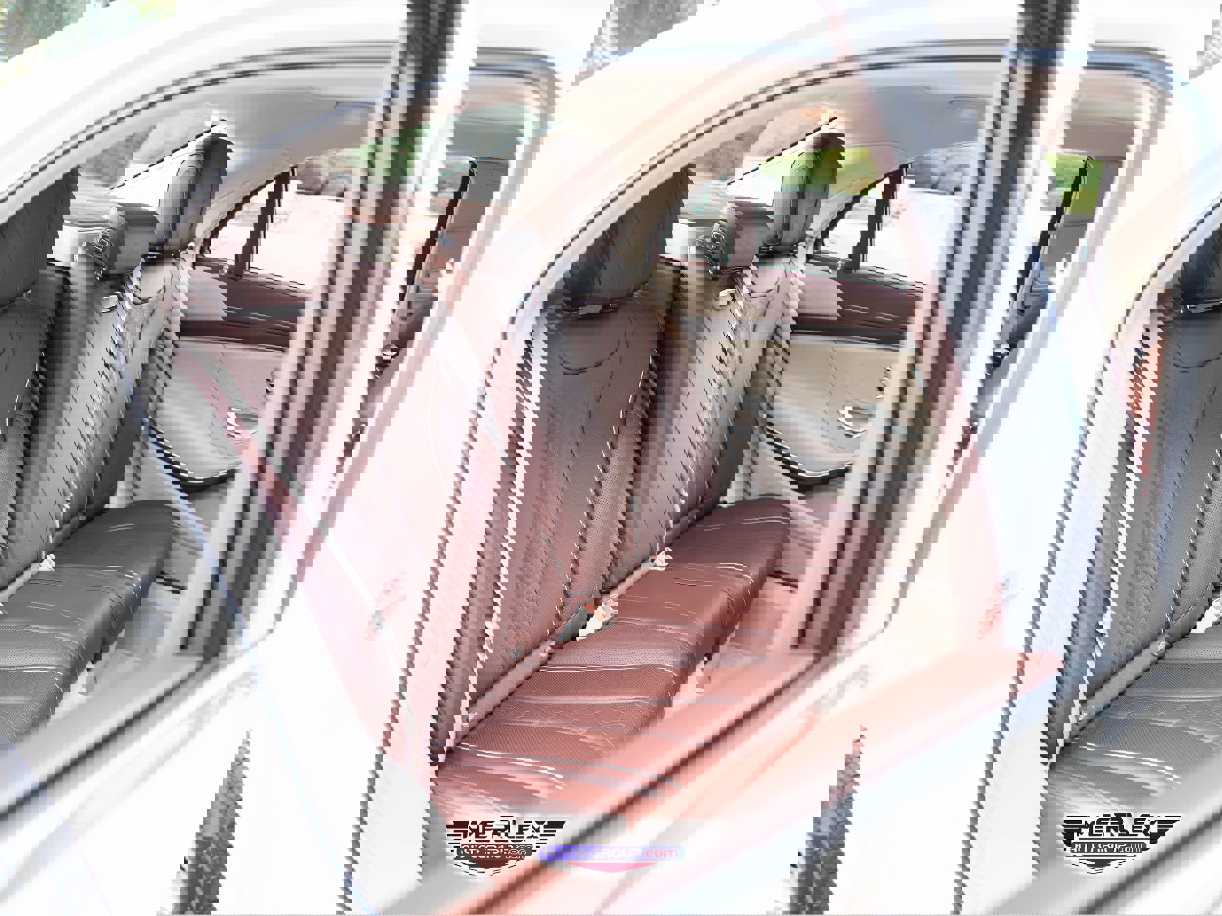 Used 2018 Mercedes-Benz S 560 4MATIC Sedan w/ AMG Line Exterior image 18