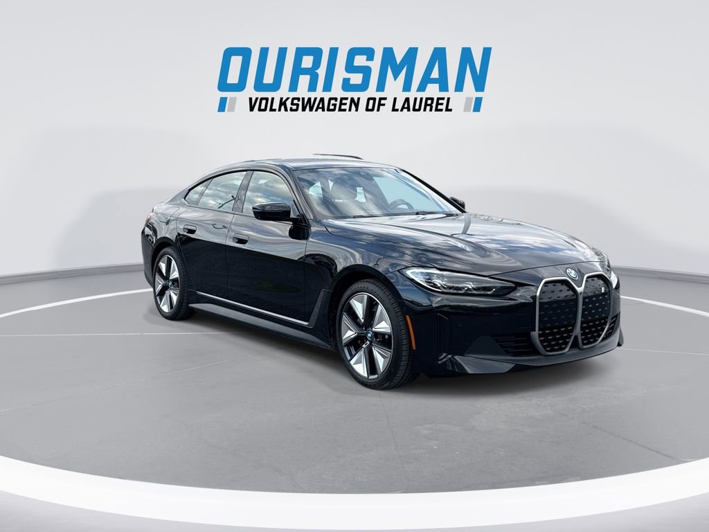 Used 2023 BMW i4 eDrive35 w/ Premium Package image 2
