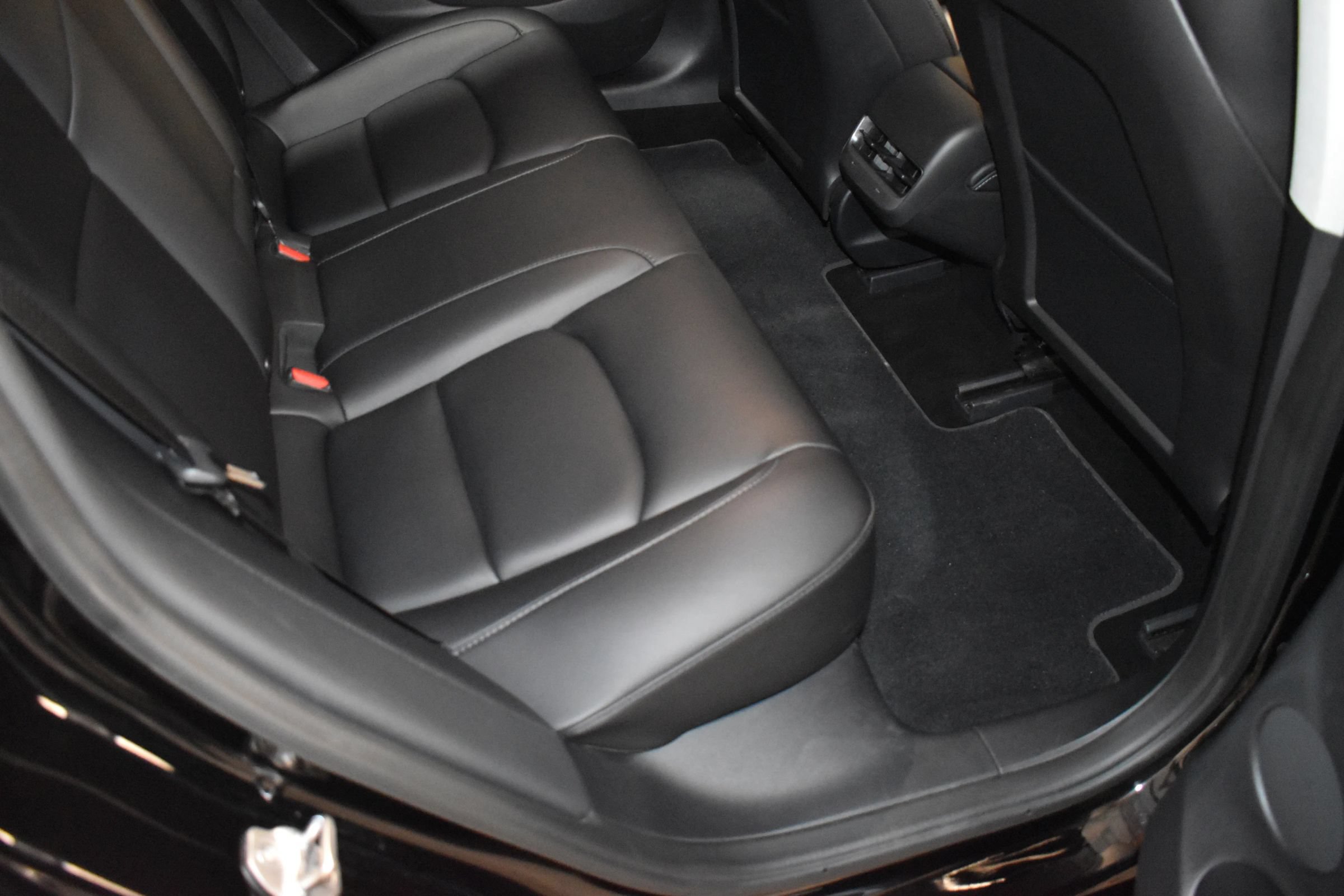 Used 2022 Tesla Model 3 Standard Range RWD image 17