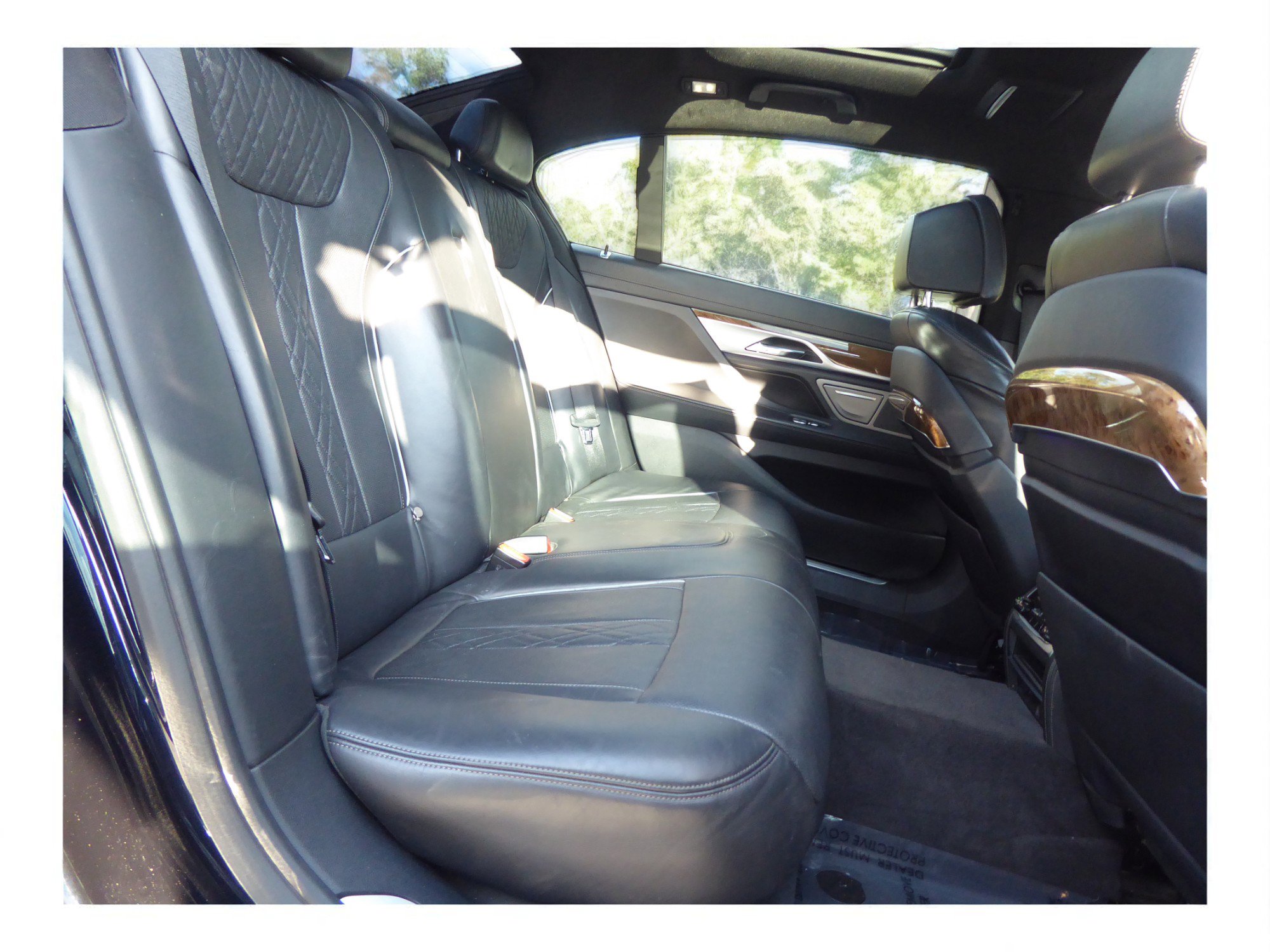 Used 2016 BMW 750i xDrive image 17