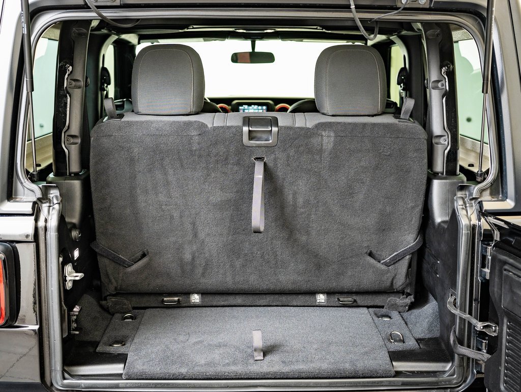 Used 2019 Jeep Wrangler Sport S image 20