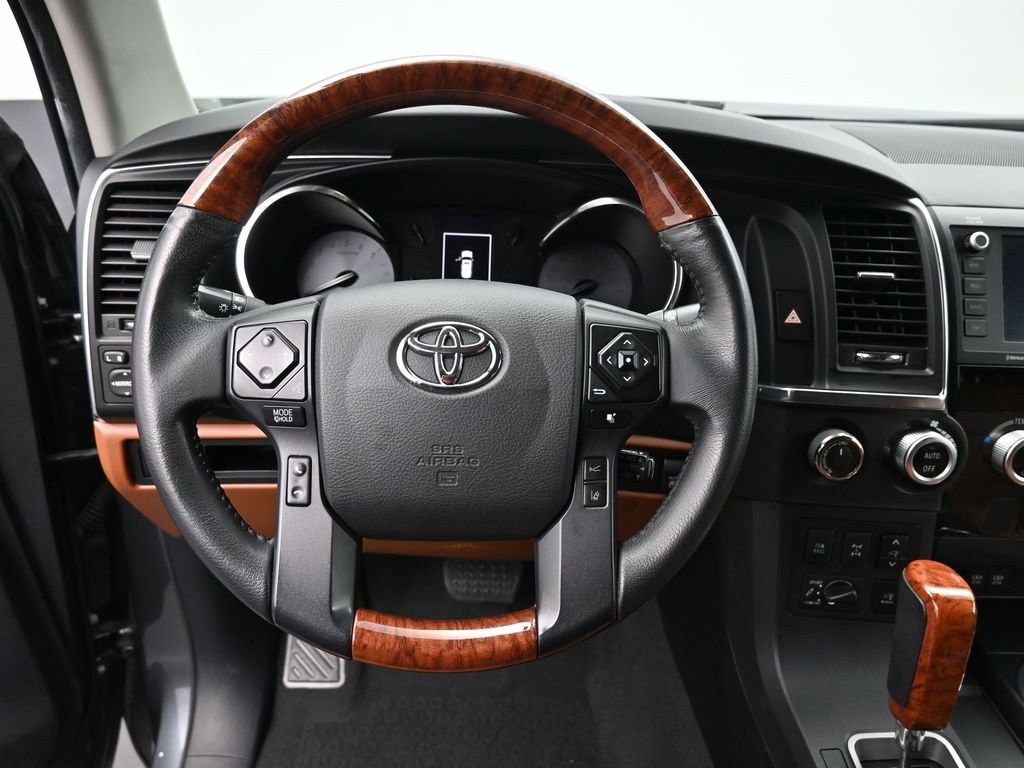Certified 2021 Toyota Sequoia Platinum AWD/4WD image 19