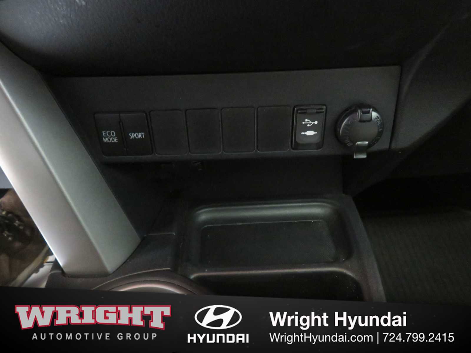 Used 2016 Toyota RAV4 XLE w/ Convenience Package image 29