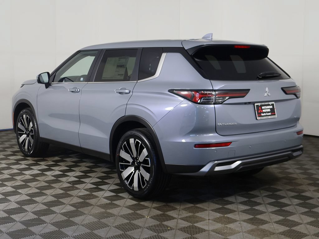 New 2026 Mitsubishi Outlander SE FWD image 9