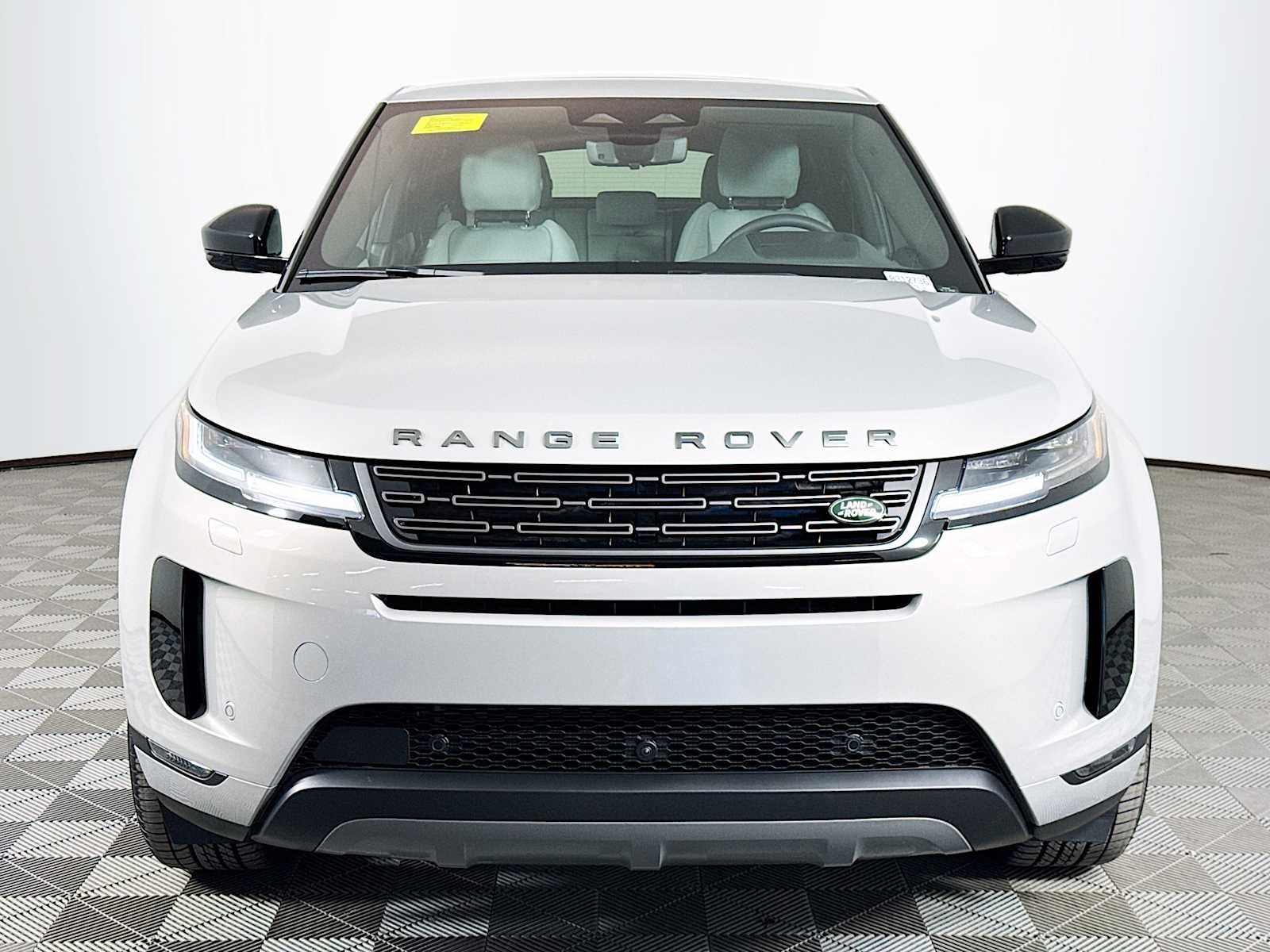 New 2026 Land Rover Range Rover Evoque S image 2
