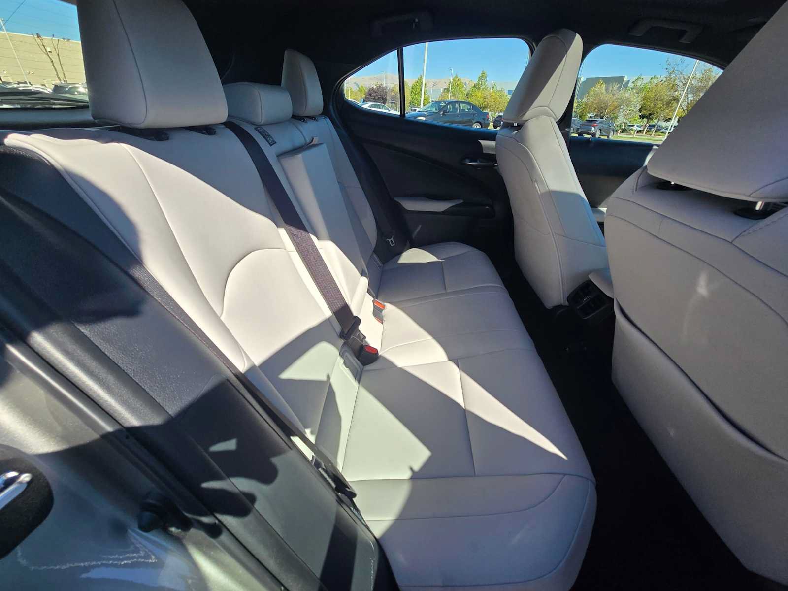 Used 2020 Lexus UX 250h w/ Premium Package AWD/4WD image 12