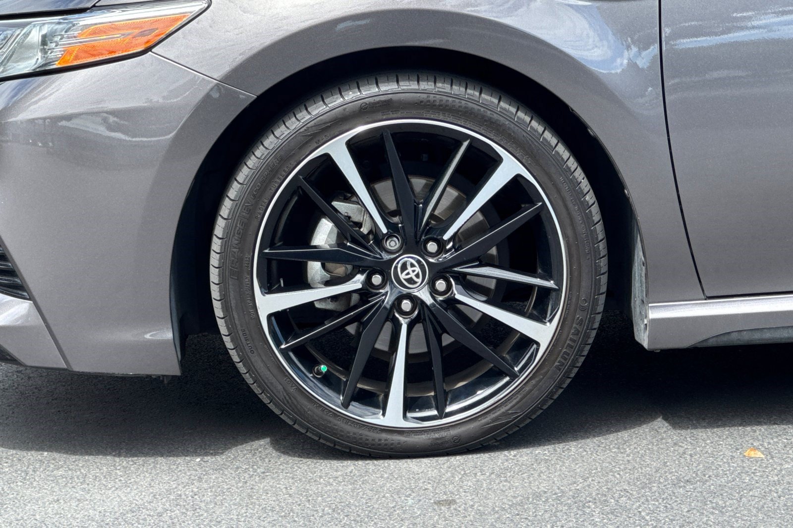 Used 2020 Toyota Camry XSE w/ Blackout Package FWD image 36