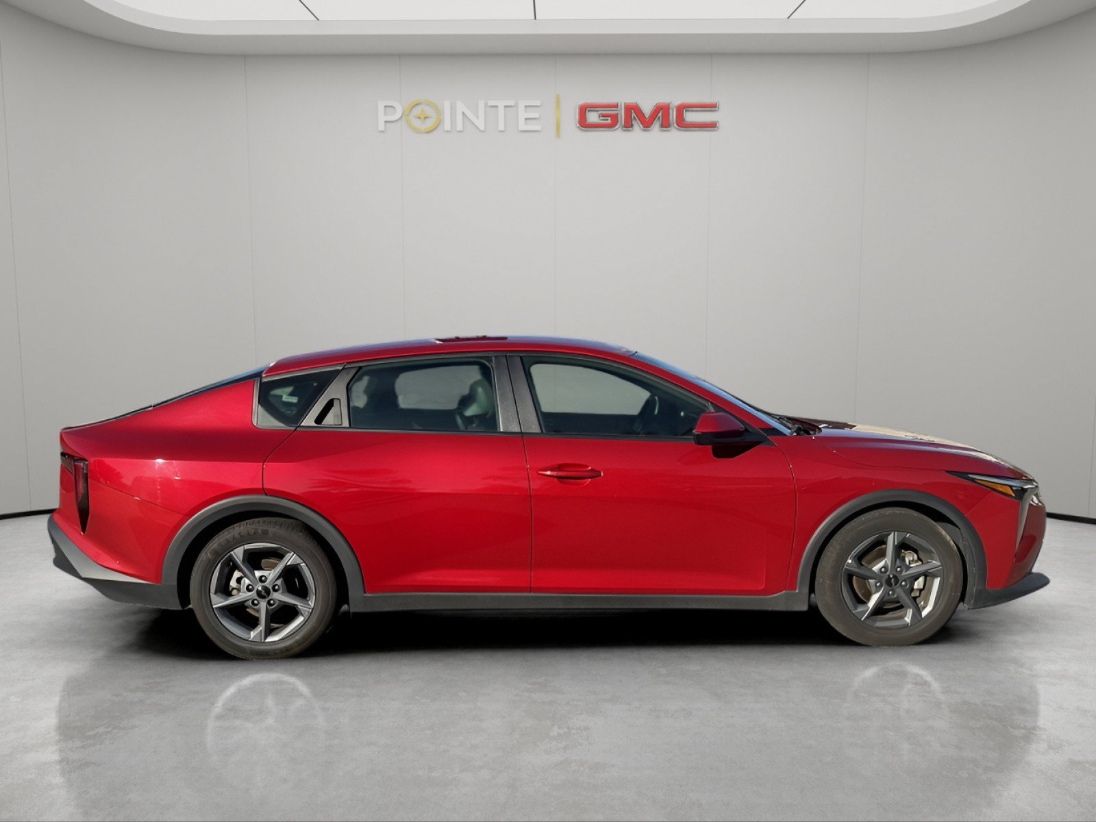 Used 2025 Kia K4 FWD image 2