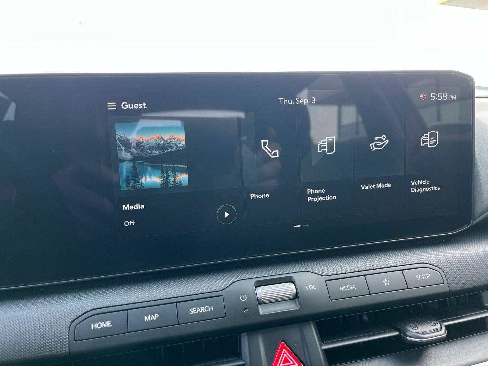 Used 2025 Kia K4 FWD image 20