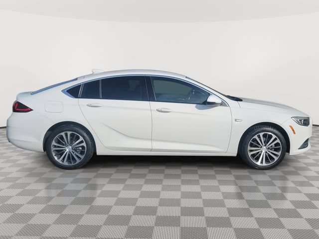 Used 2018 Buick Regal Essence FWD image 7