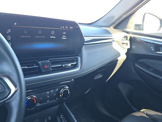 Used 2024 Chevrolet TrailBlazer ACTIV w/ Driver Confidence Package image 25