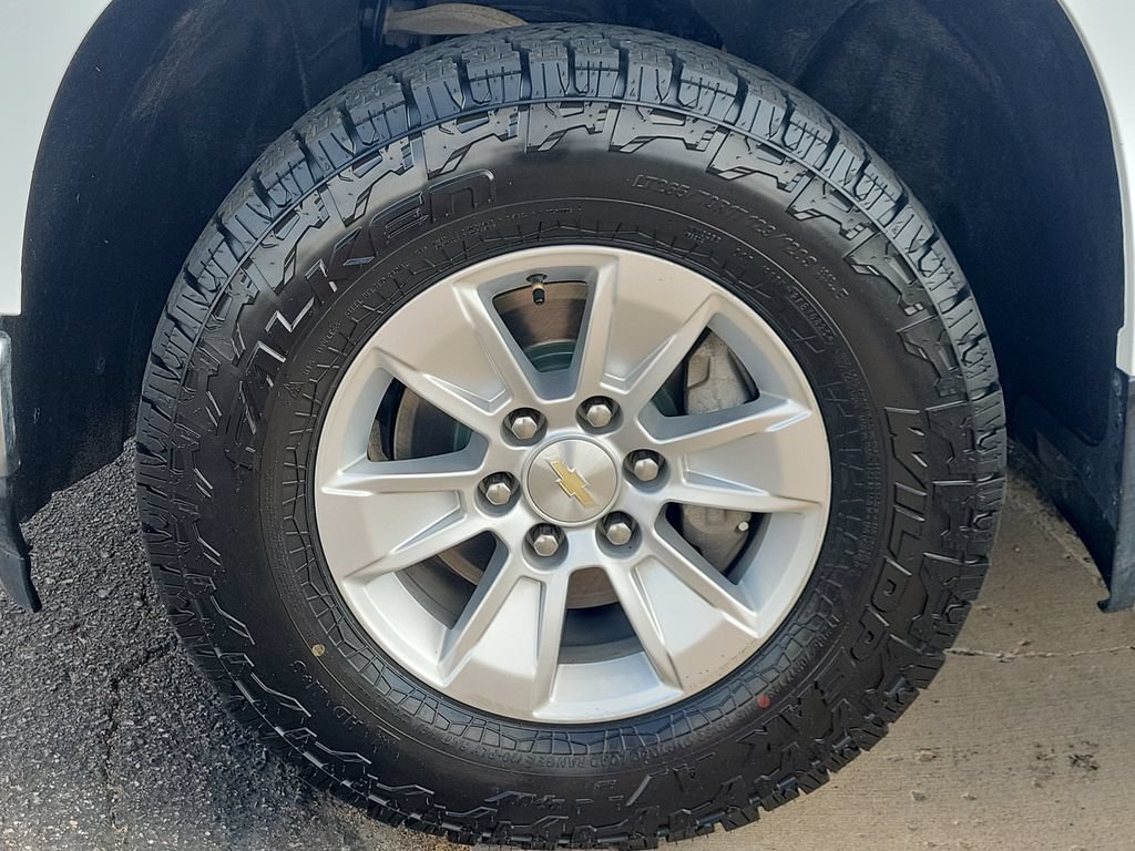 Used 2021 Chevrolet Silverado 1500 LT AWD/4WD image 23