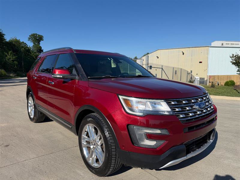 Used 2016 Ford Explorer Limited w/ Equipment Group 301A AWD/4WD image 8