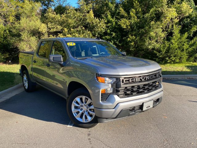Used 2024 Chevrolet Silverado 1500 Custom RWD image 1