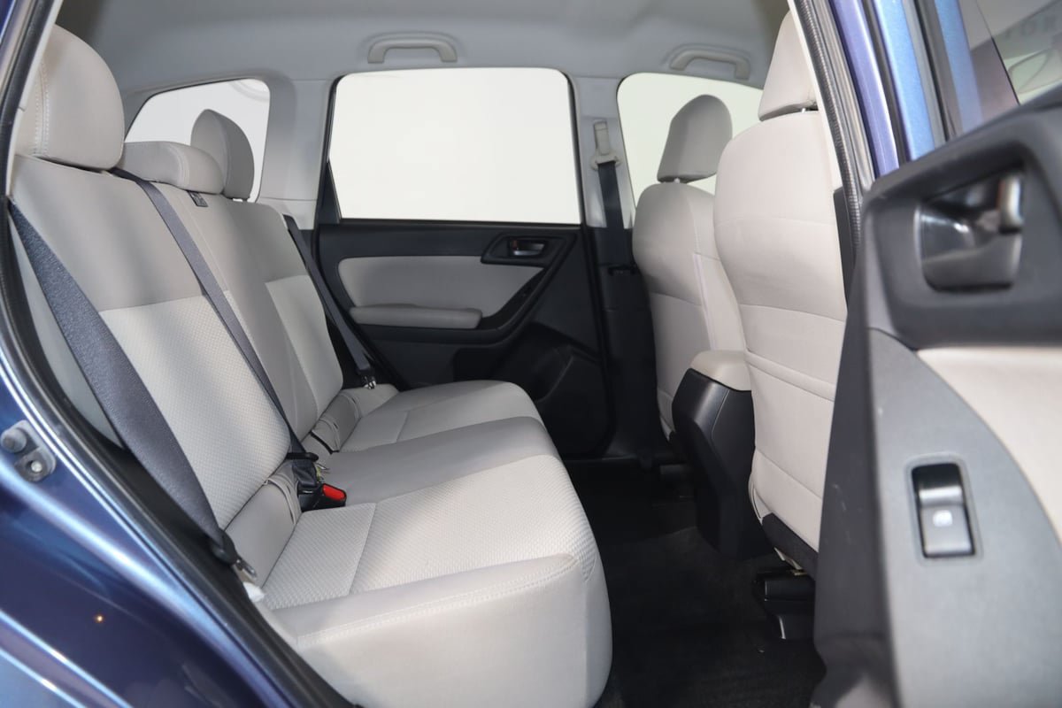 Used 2016 Subaru Forester 2.5i w/ Alloy Wheel Package AWD/4WD image 11