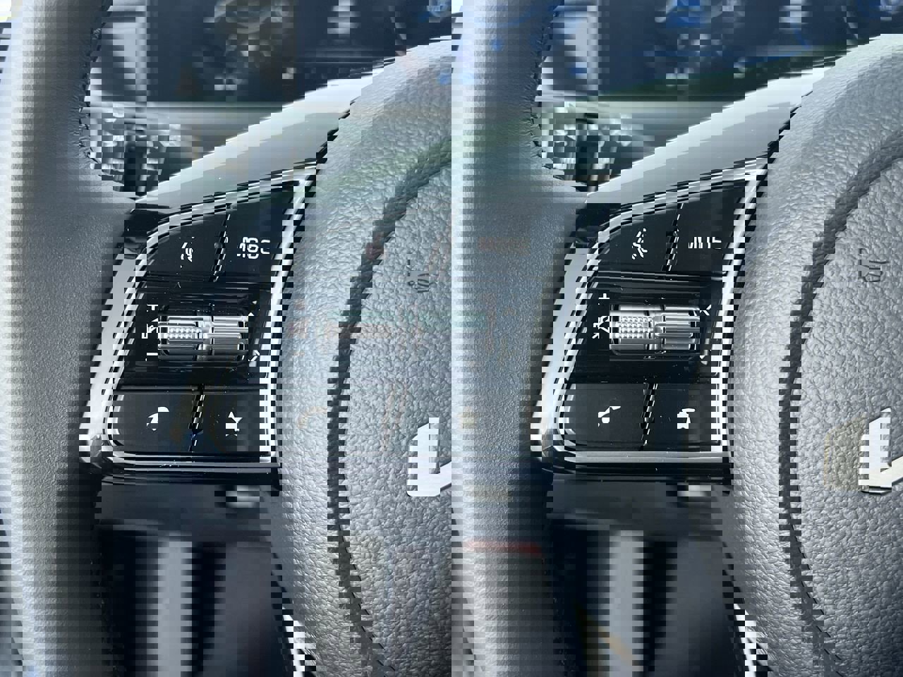 Certified 2024 Kia Seltos EX image 17