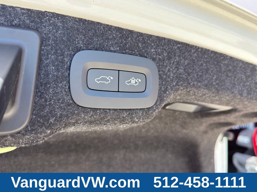 Used 2022 Volvo S90 B6 R-Design w/ Advanced Package AWD/4WD image 10