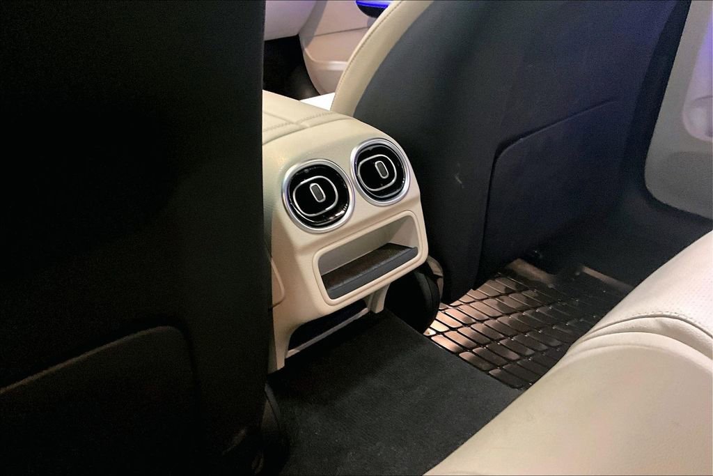 Used 2022 Mercedes-Benz C 300 4MATIC Sedan image 10