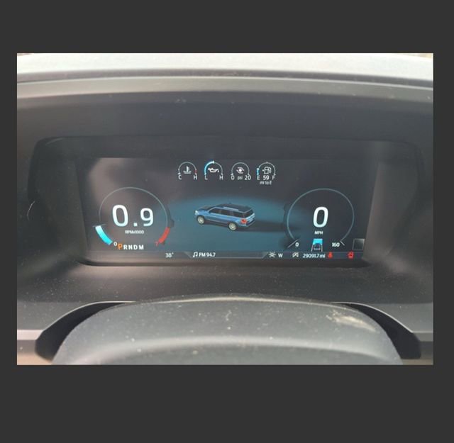 Used 2022 Ford Expedition Platinum image 12