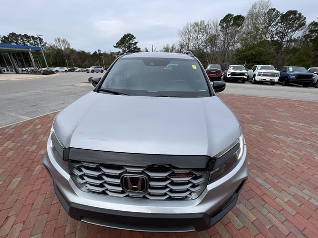 Used 2023 Honda Passport TrailSport image 2