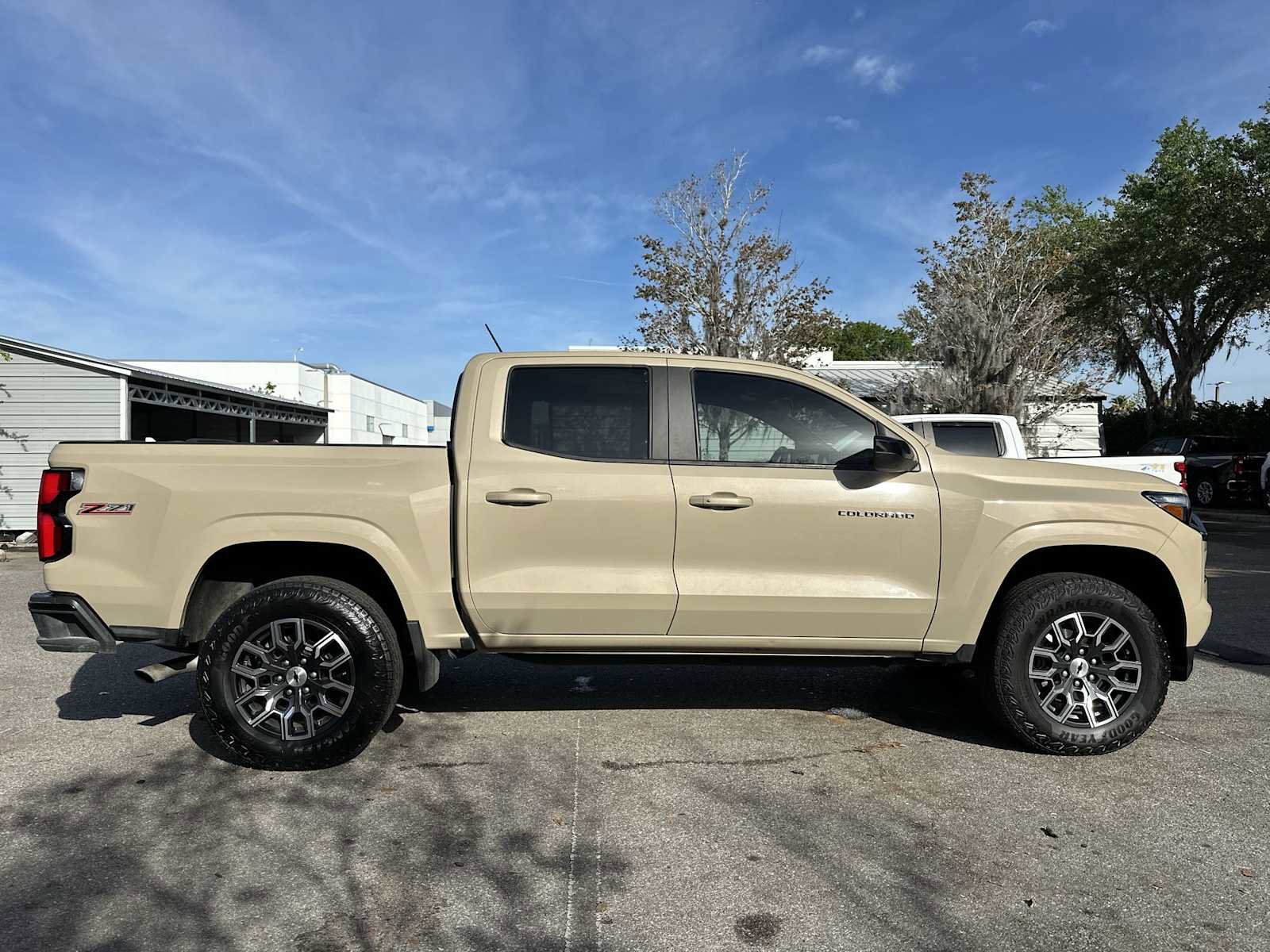 Certified 2023 Chevrolet Colorado Z71 w/ Z71 Convenience Package 2 image 7