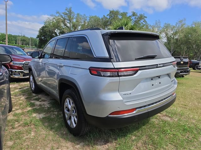 Used 2022 Jeep Grand Cherokee Limited AWD/4WD image 5