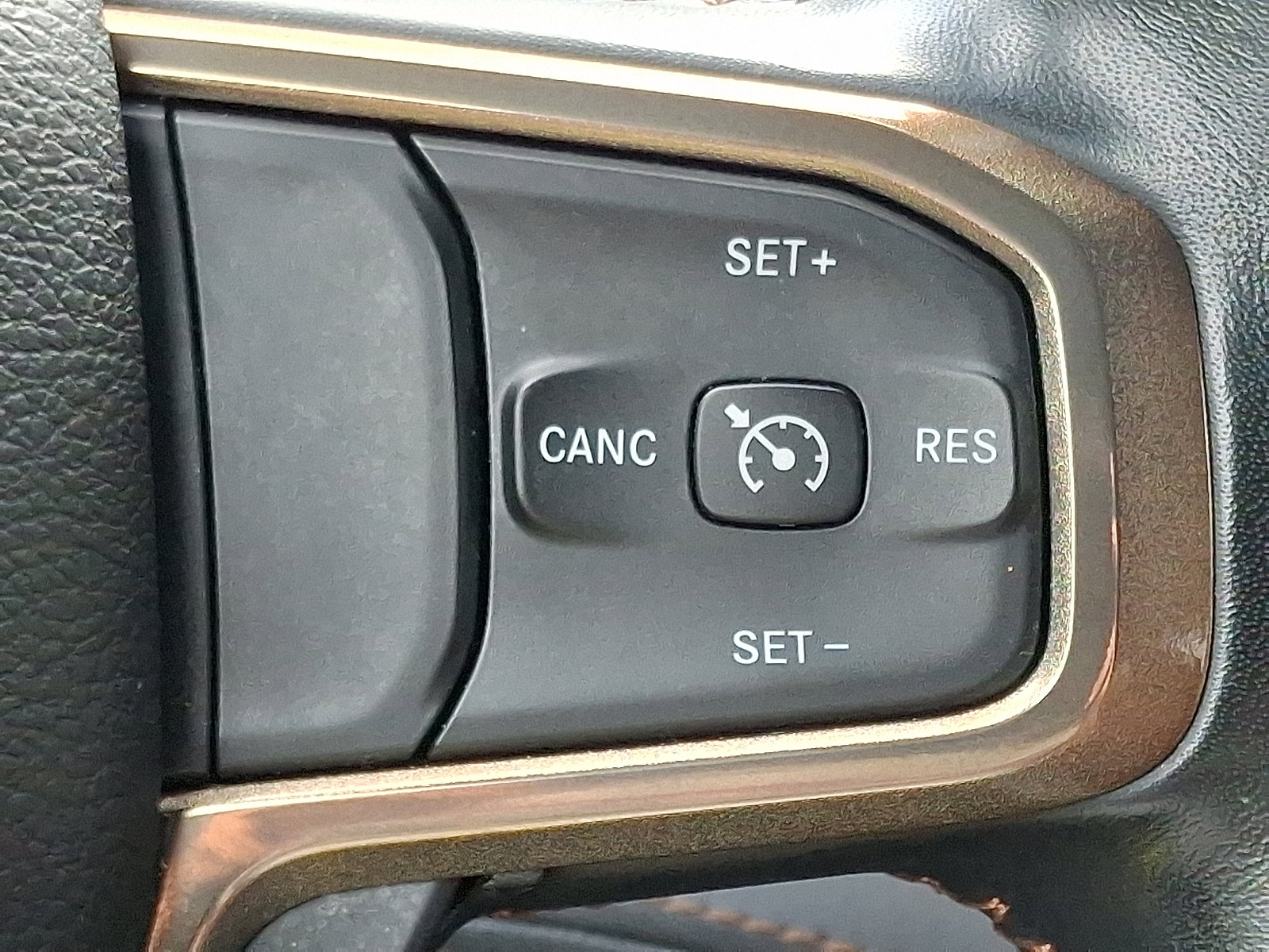 Certified 2022 RAM 1500 Limited w/ Bed Utility Group image 22