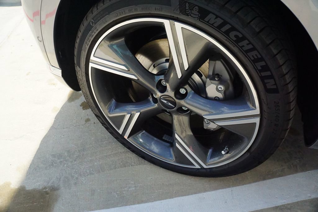 New 2025 Genesis GV80 3.5T Prestige image 6