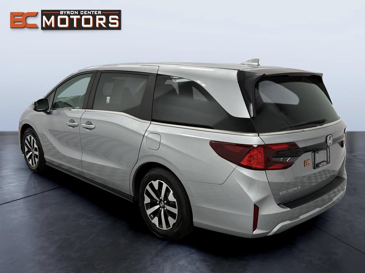 Used 2025 Honda Odyssey EX-L image 4