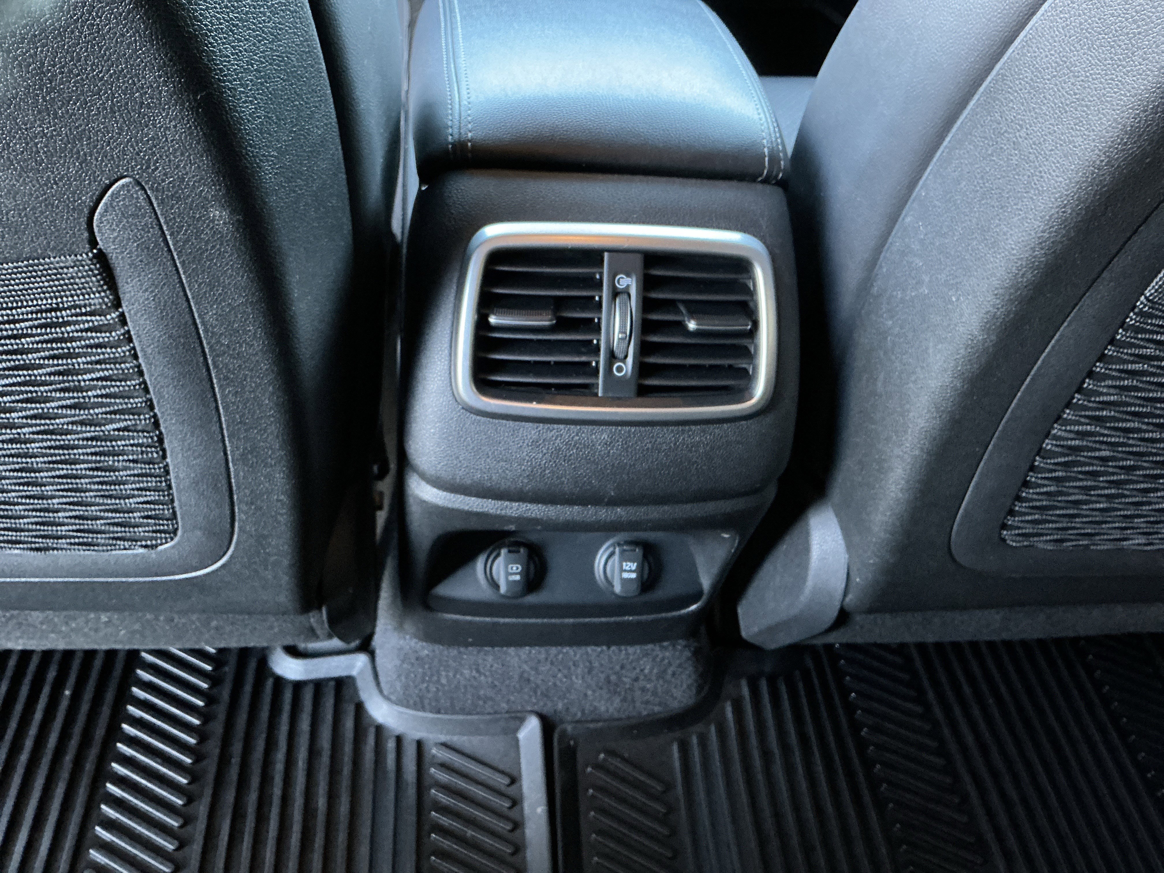 Used 2016 Kia Sorento EX image 28