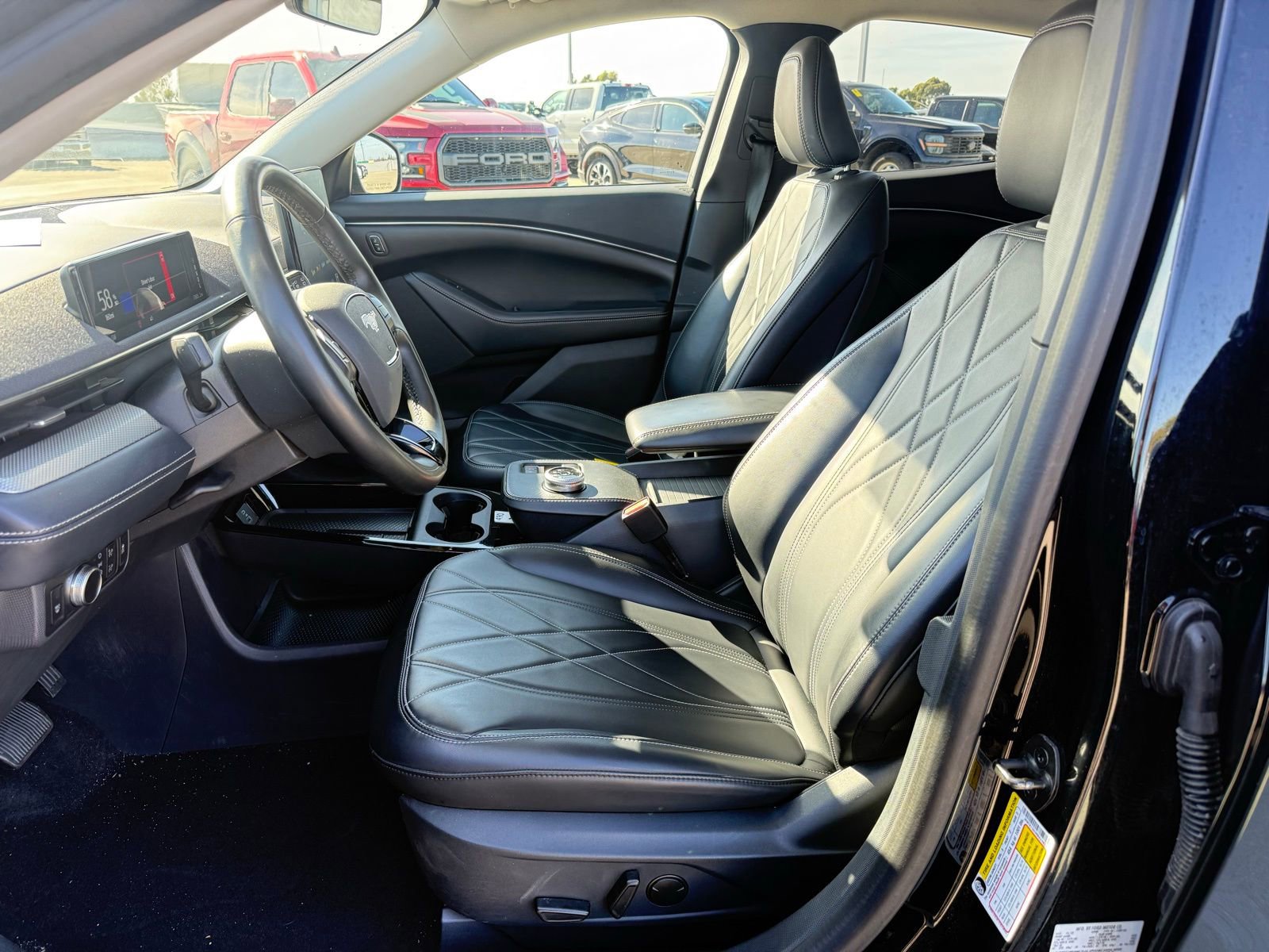 Used 2022 Ford Mustang Mach-E Select AWD/4WD image 5