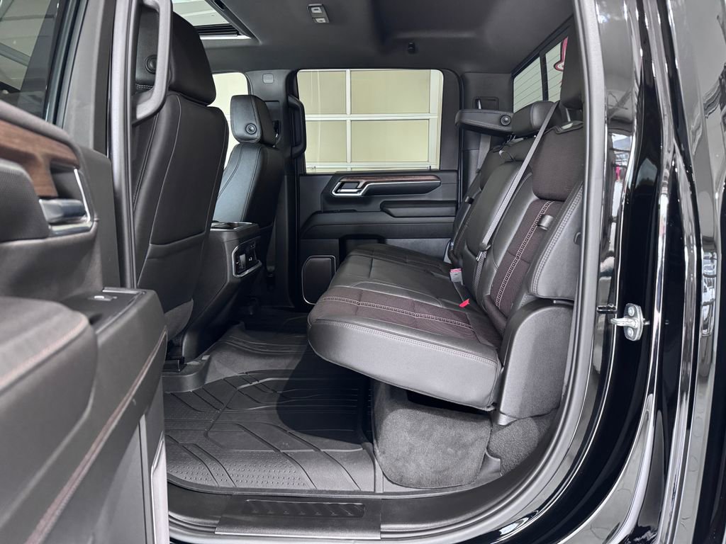 Certified 2024 Chevrolet Silverado 3500 High Country w/ High Country Premium Package image 13