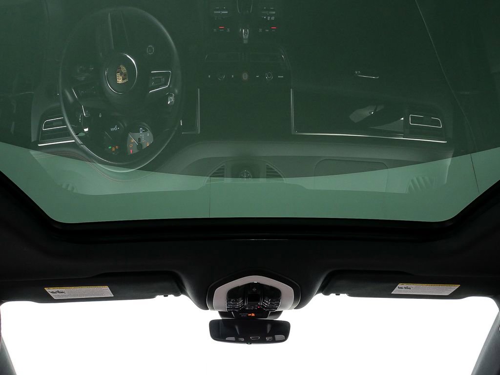 Certified 2023 Porsche Macan S AWD/4WD image 20