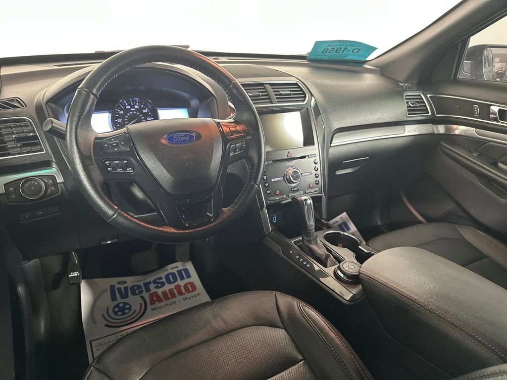 Used 2018 Ford Explorer Sport image 17