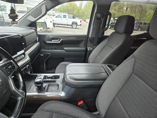 Used 2024 Chevrolet Silverado 1500 RST w/ Convenience Package II image 10