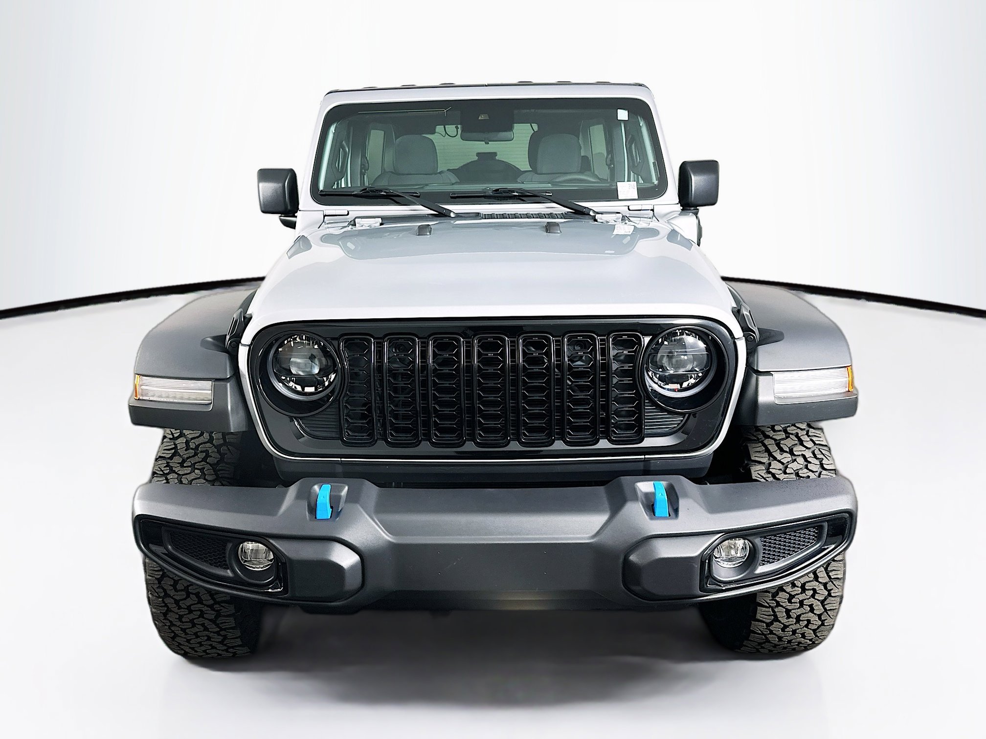 Used 2024 Jeep Wrangler Willys image 2