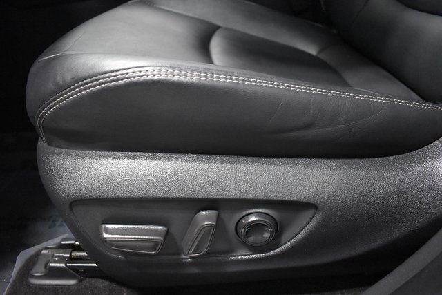 Used 2023 Toyota RAV4 XLE Premium image 18