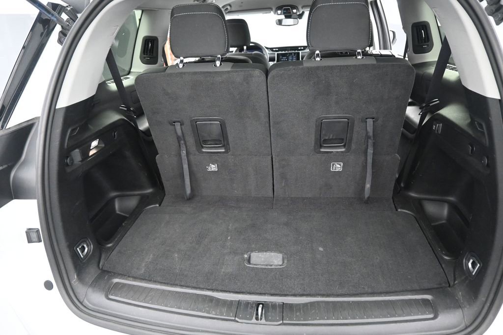 Used 2023 Jeep Grand Cherokee L Laredo RWD image 27