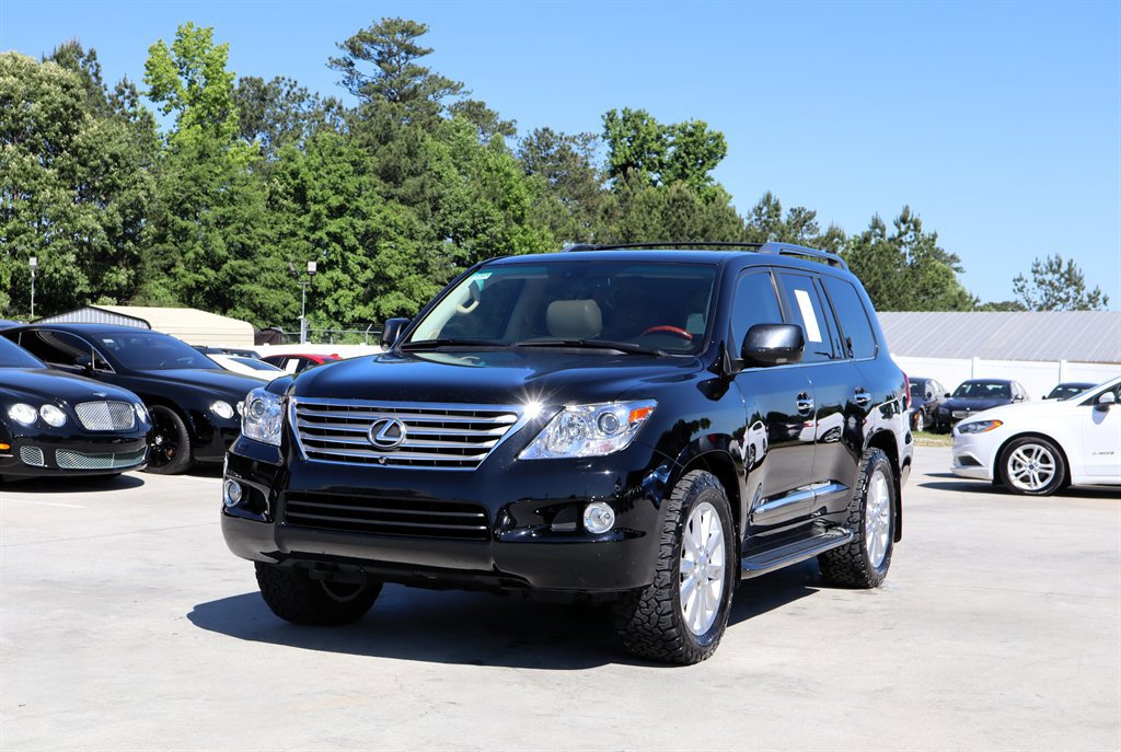 Used 2009 Lexus LX 570 4WD image 3