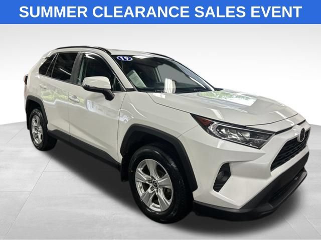 Used 2019 Toyota RAV4 XLE w/ Convenience Package AWD/4WD image 7
