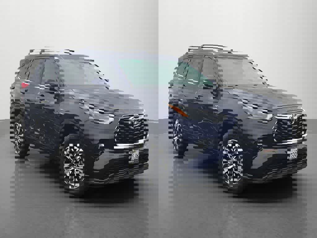 Used 2023 Toyota Highlander XLE image 8