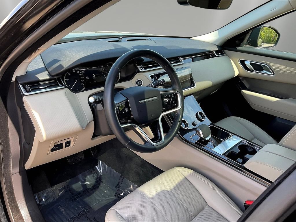 Used 2023 Land Rover Range Rover Velar S AWD/4WD image 17