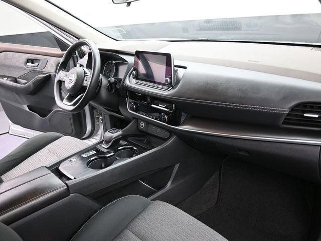 Used 2022 Nissan Rogue SV FWD image 24