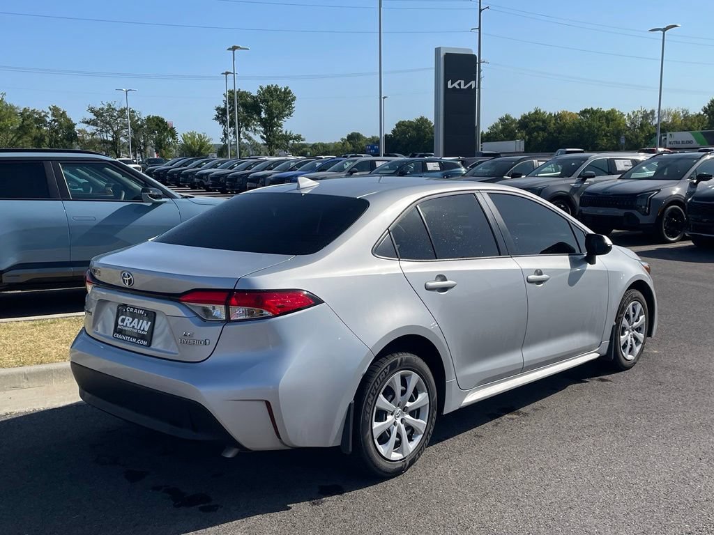 Used 2024 Toyota Corolla LE FWD image 7
