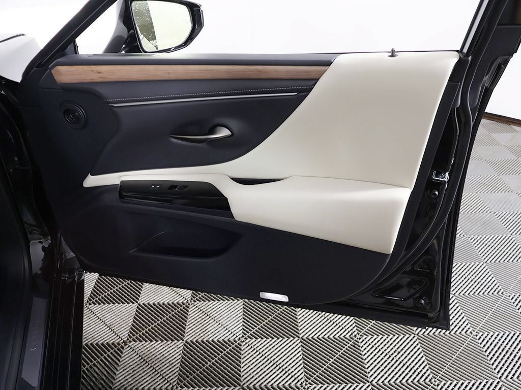 Used 2024 Lexus ES 350 w/ Premium Package FWD image 23