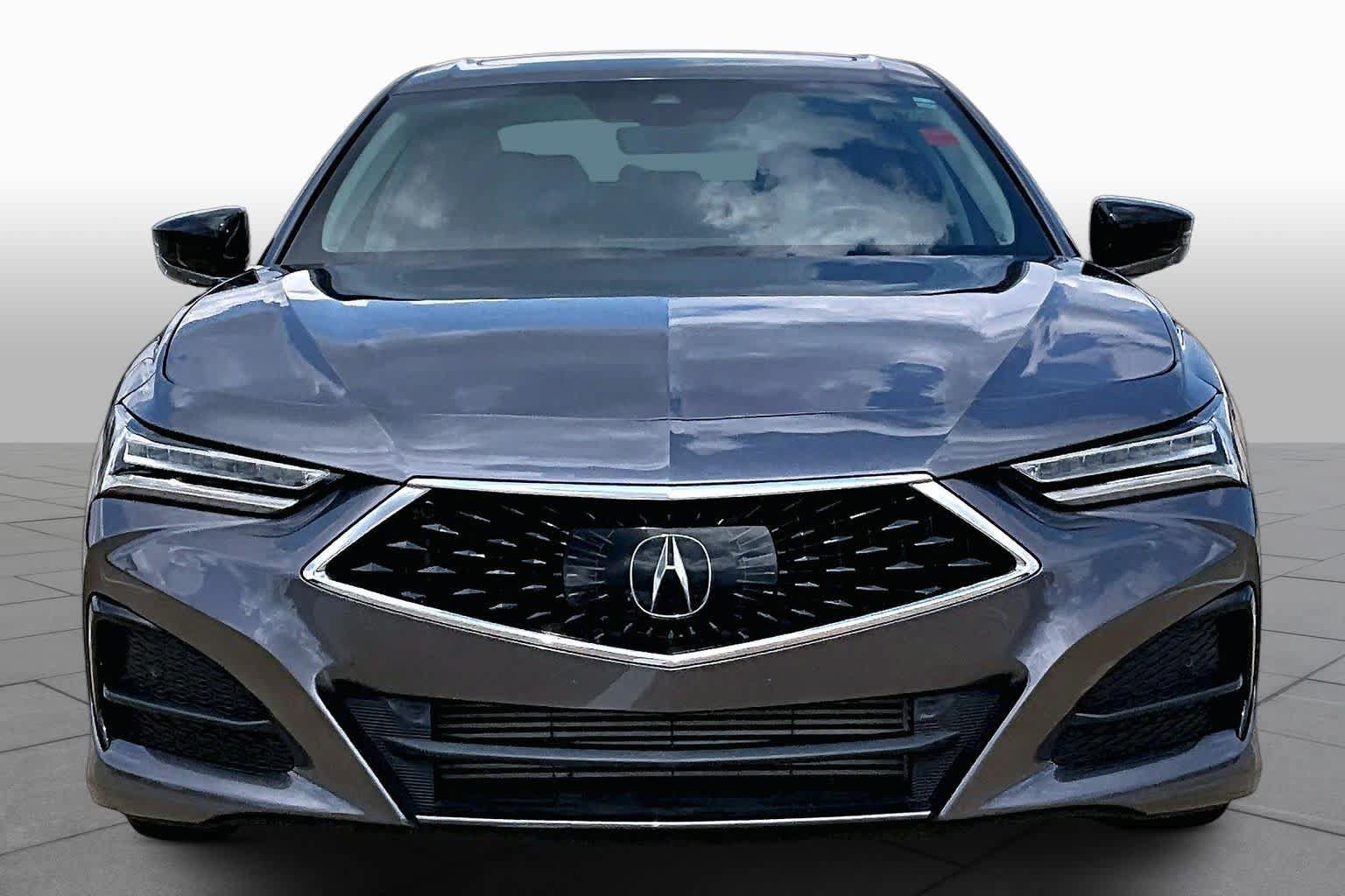 Used 2022 Acura TLX w/ Technology Package FWD image 4