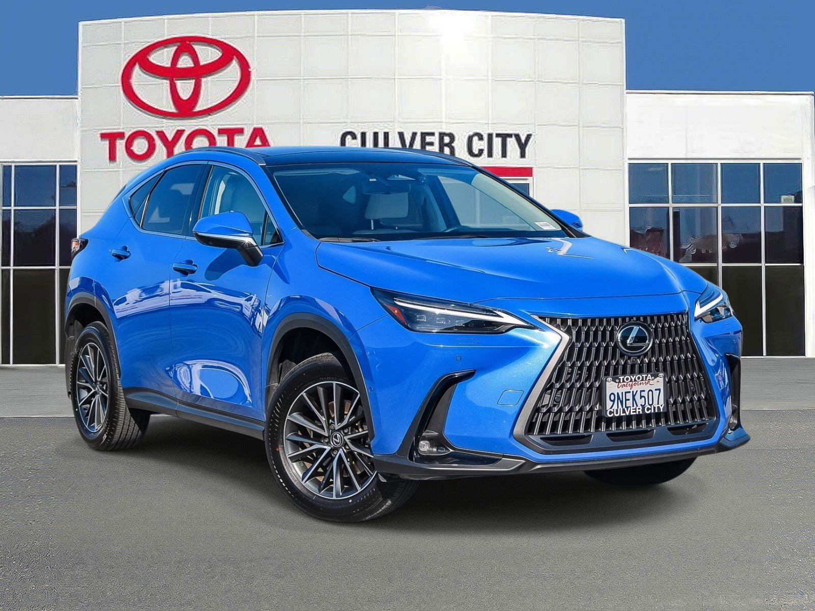 Used 2025 Lexus NX 350h AWD w/ Rear Seat Package image 1